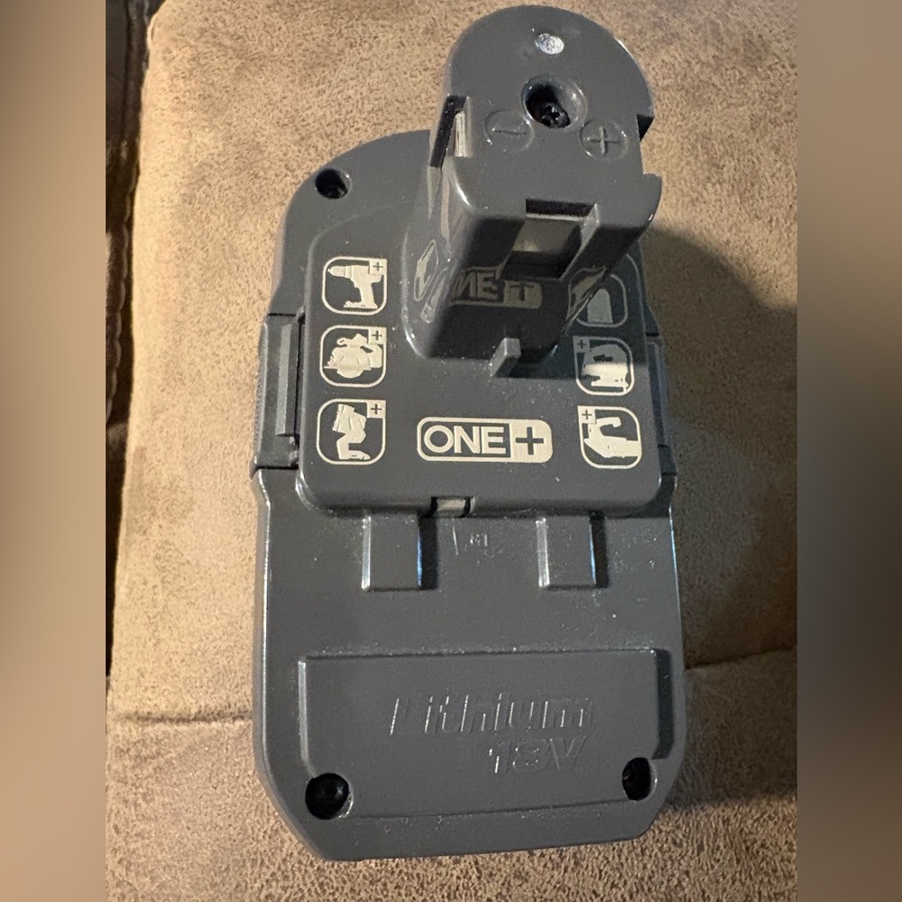 Ryobi P102 18V One+ Lithium Ion Battery Clean